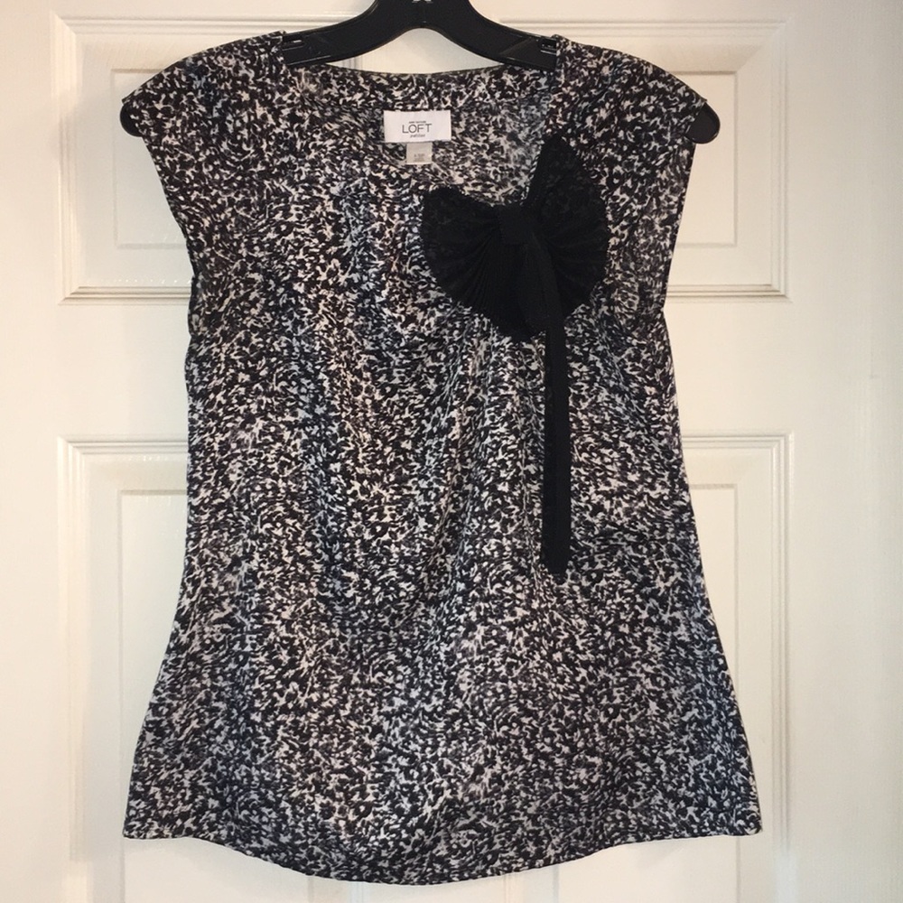 Anna Taylor LOFT blouse